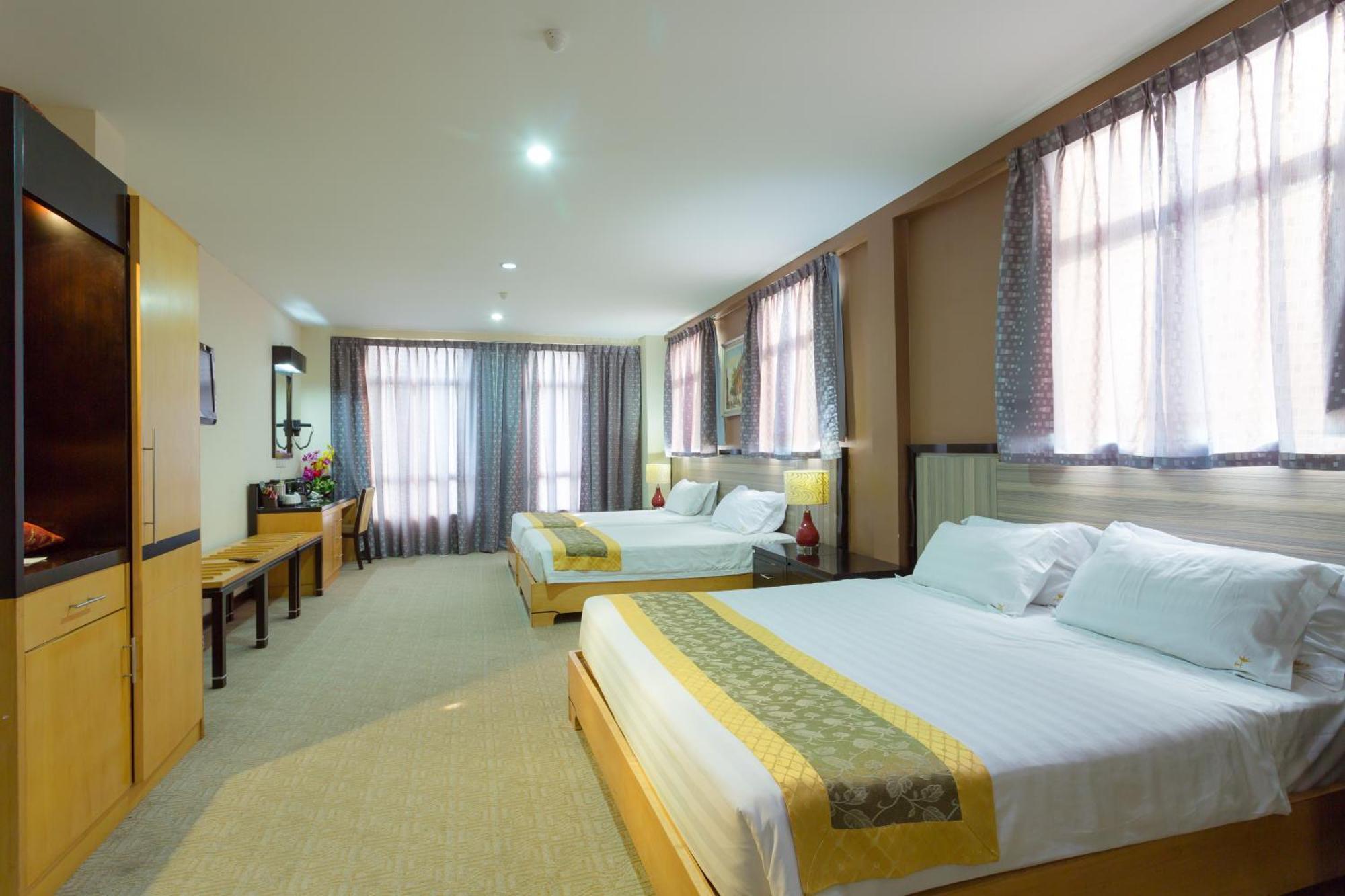 Family Suite,1212765139:JPEG